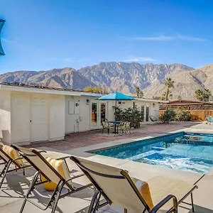  Holiday home Chic Mt View Home- 4min To Downtown- Fully Loaded United States