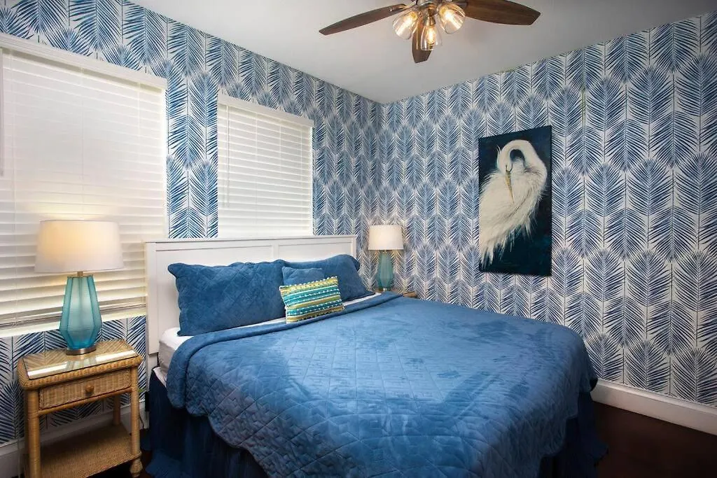 Duval Street Suite With Pool Key West